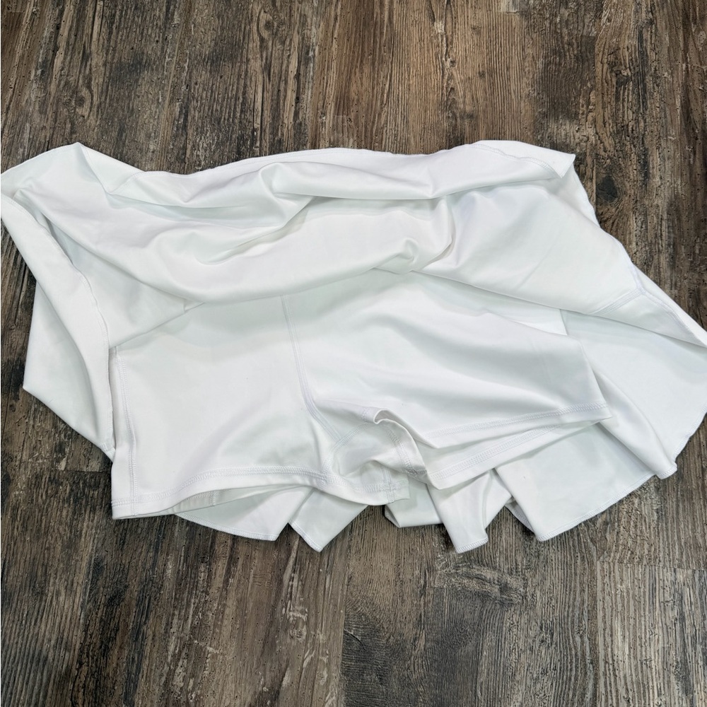 Under Armour Women's Size XL White Tennis Athletic Motion Skort - Picture 6 of 9
